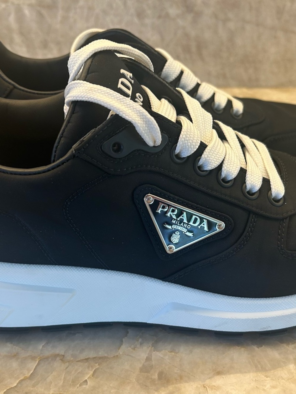 Prada Black and White Men’s Milano Runner Sneakers with Logo Patch - Picture 2 of 16